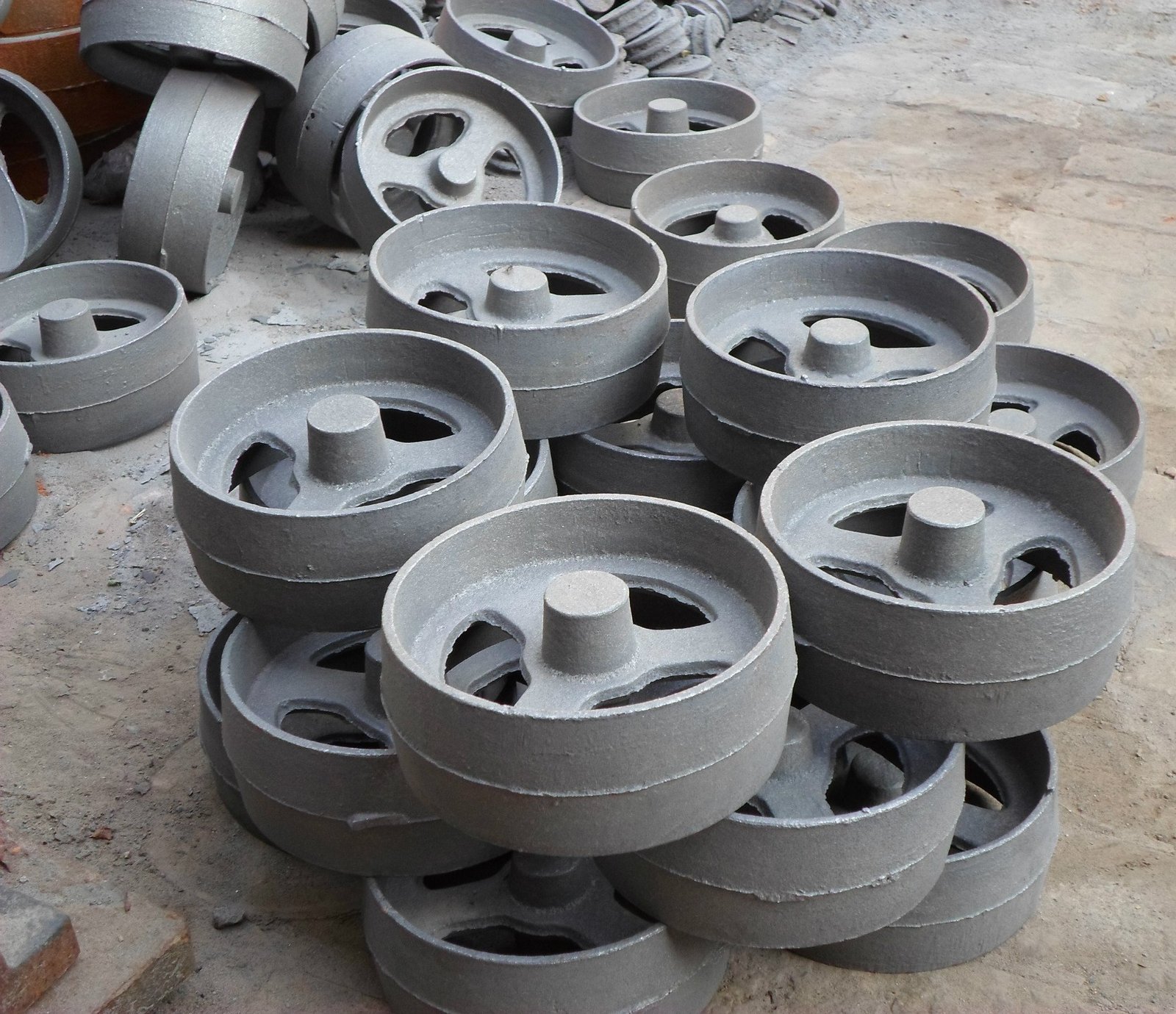 Custom castings, custom metal castings, precision cast parts, industrial castings, gray iron castings, ductile iron castings, steel casting, investment casting, sand casting, ductile iron castings, aluminum casting, cast metal parts, die casting, precision metal castings, custom metal casting, automated casting, lost foam casting, shell mold casting, China casting manufacturer, casting manufacturer in China, custom cast parts manufacturer, casting parts supplier, metal casting supplier, ductile iron casting manufacturer, custom ductile iron castings, ductile iron castings in China, custom cast parts in China, metal casting services.